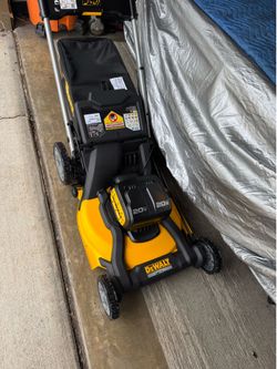 Dewalt Lawnmower