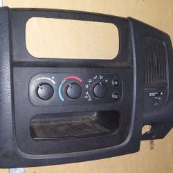 Dodge ram dash