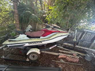 Honda Jet Ski Personal Watercraft on Trailer