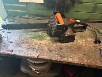 Remington Electric Chainsaw