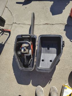 Craftsman Gas Chainsaw with Carrying Case