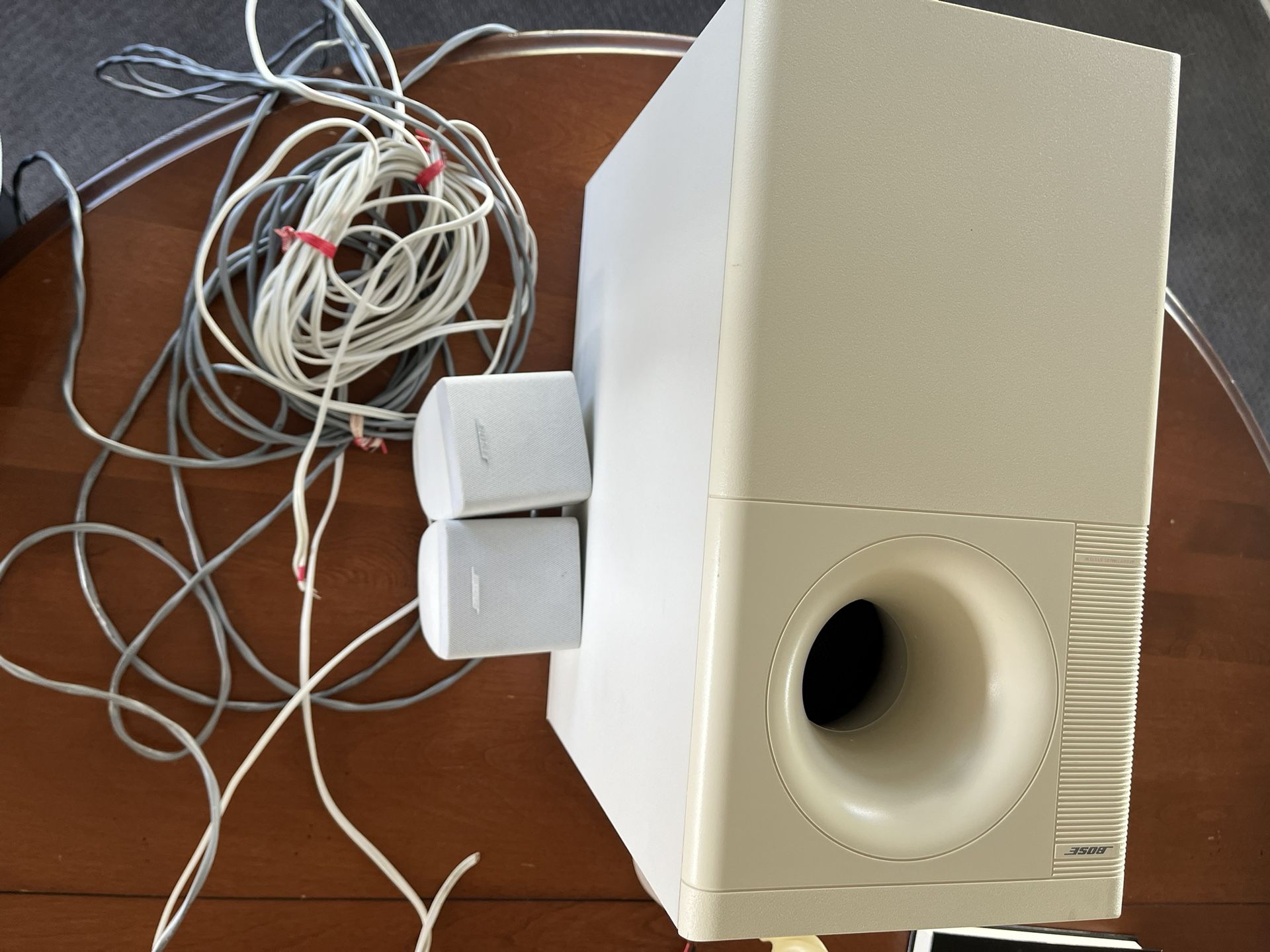 BOSE Acoustimass 3 Series IV Speaker System