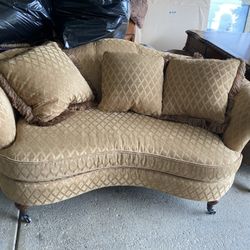 Beautiful Gold Couch W/Pillows