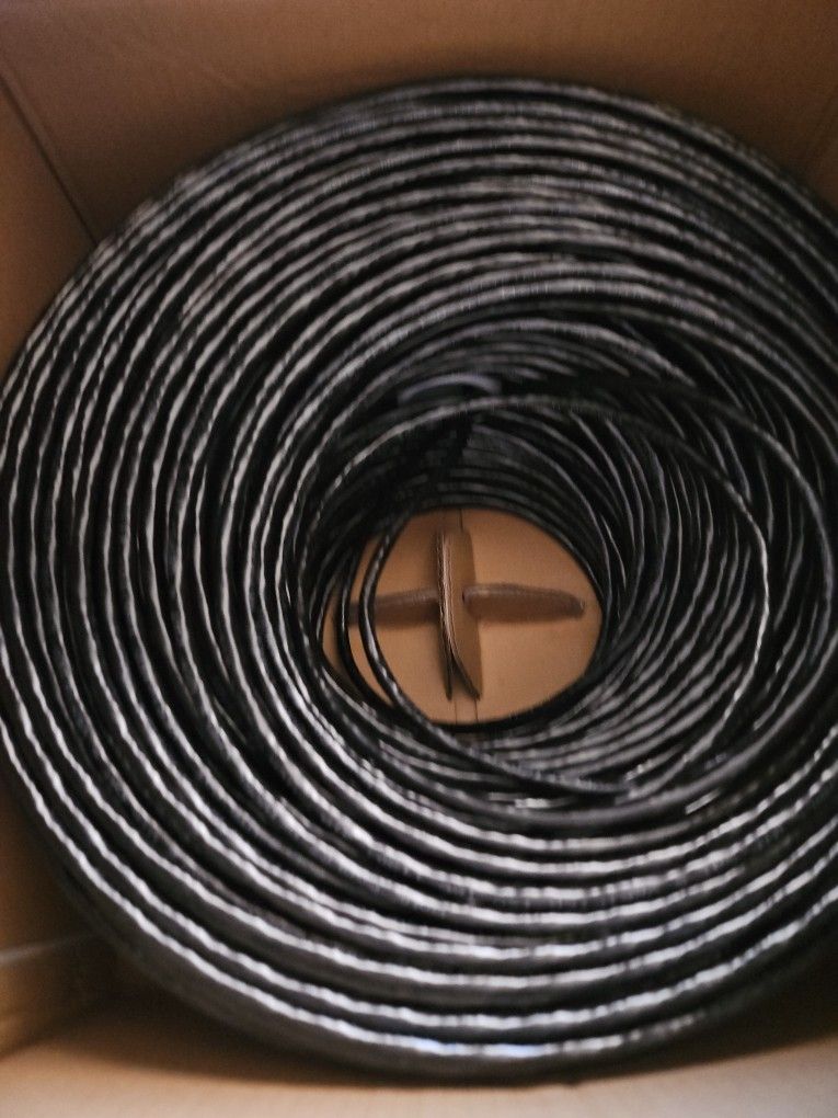 CAT6 ETHERNET CABLE