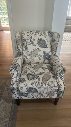 Accent chair