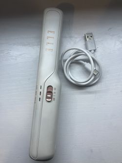 Elle rechargeable cordless straightener 