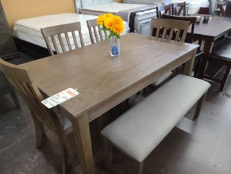 Antique wirebrushed finish 6 pc dinette set