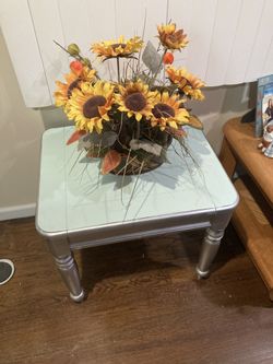 End table