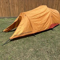 Alps Mountaineering Tasmanian2 Tent