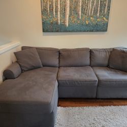 Gray Sectional With Chaise