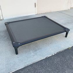 NEW $50 Large Heavy Duty Raised Pet Bed Elevated Dog Beds Cot 36”x30”x6” Size Large