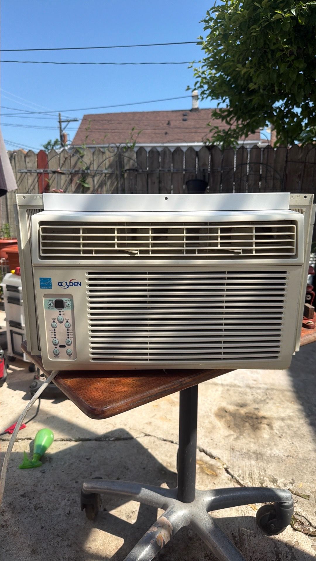Golden window Air conditioner $90