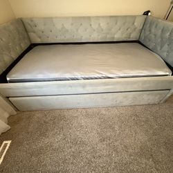 Twin Bed 