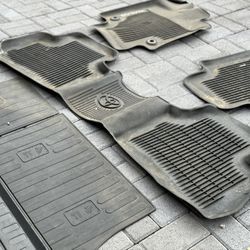RAV4 2019-2024 All Weather Floor Mats And Cargo Liner Original