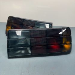 BMW E30 88-93 325i 325is 318is Smoked Facelift Late Model plastic bumper Rear Tail Lights pair Brand new Amazing Quality 