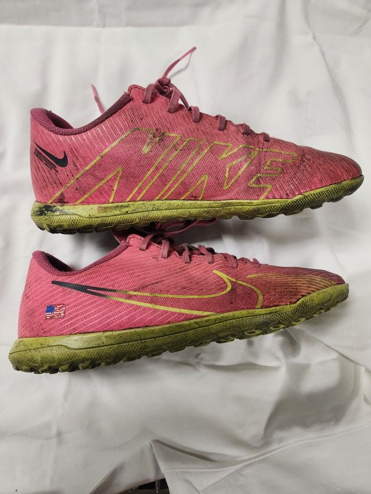 Nike Mercurial PINK turf Shoes