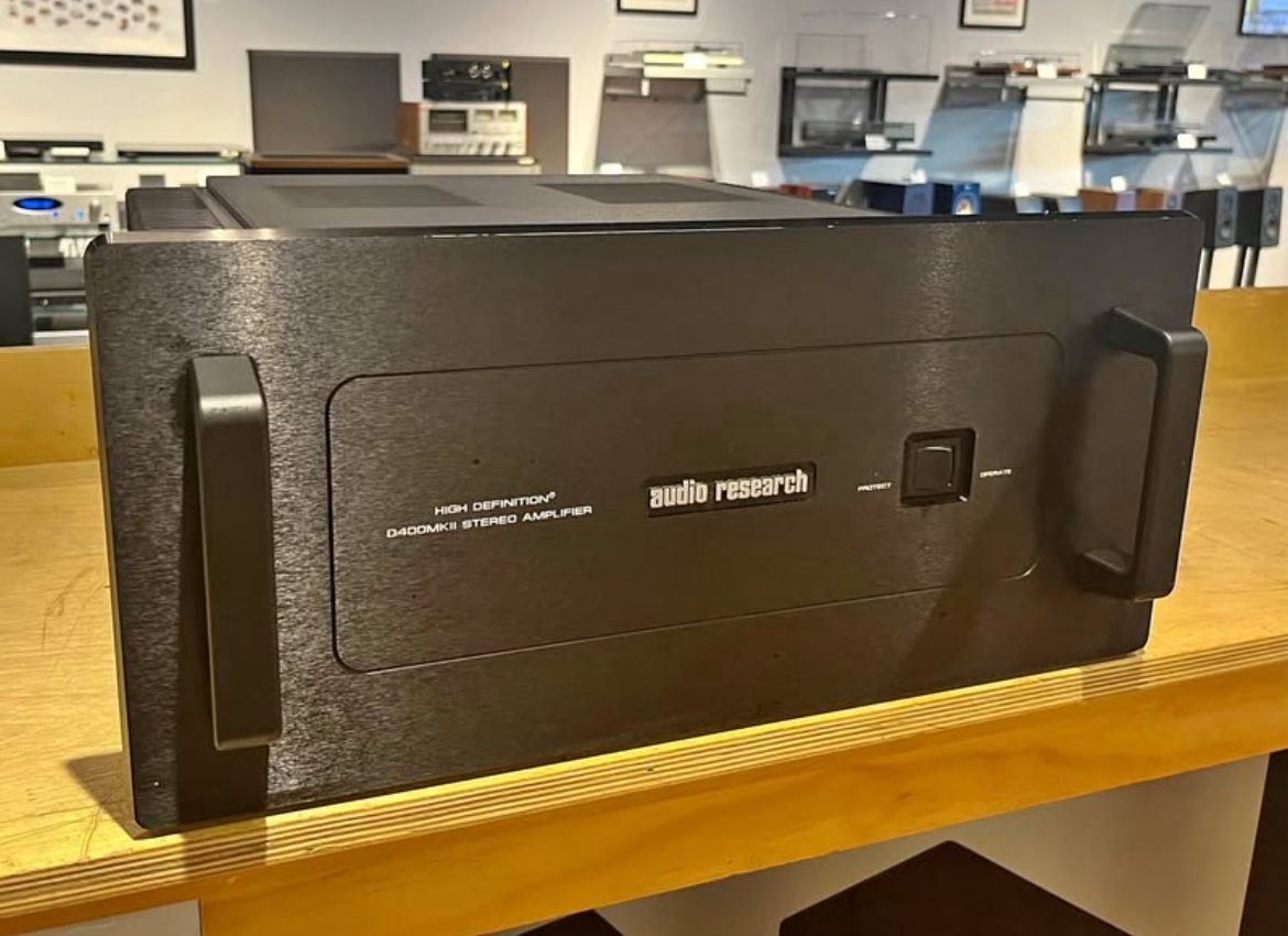 AUDIO RESEARCH D-400 STEREO AMPLIFIER