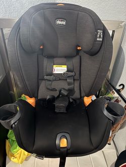 Chicco Convertible Car Seat
