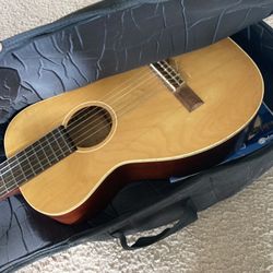 Acoustic Guitar & Case