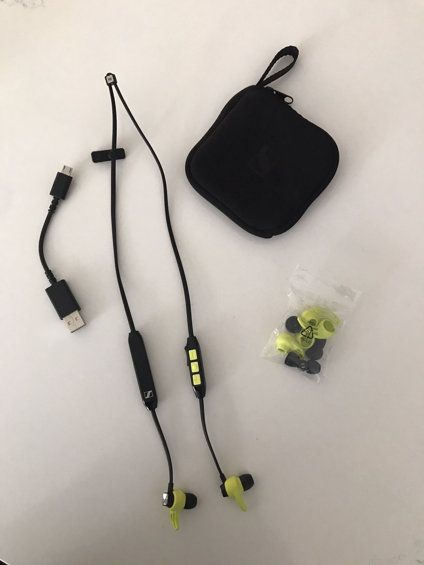 Bluetooth Earbuds Headphone - Sennheiser CX Sport 