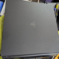 PS4 Slim 1TB Bundle with 3 Controller 3 Games. Factory reset Done and Ready for New User . 