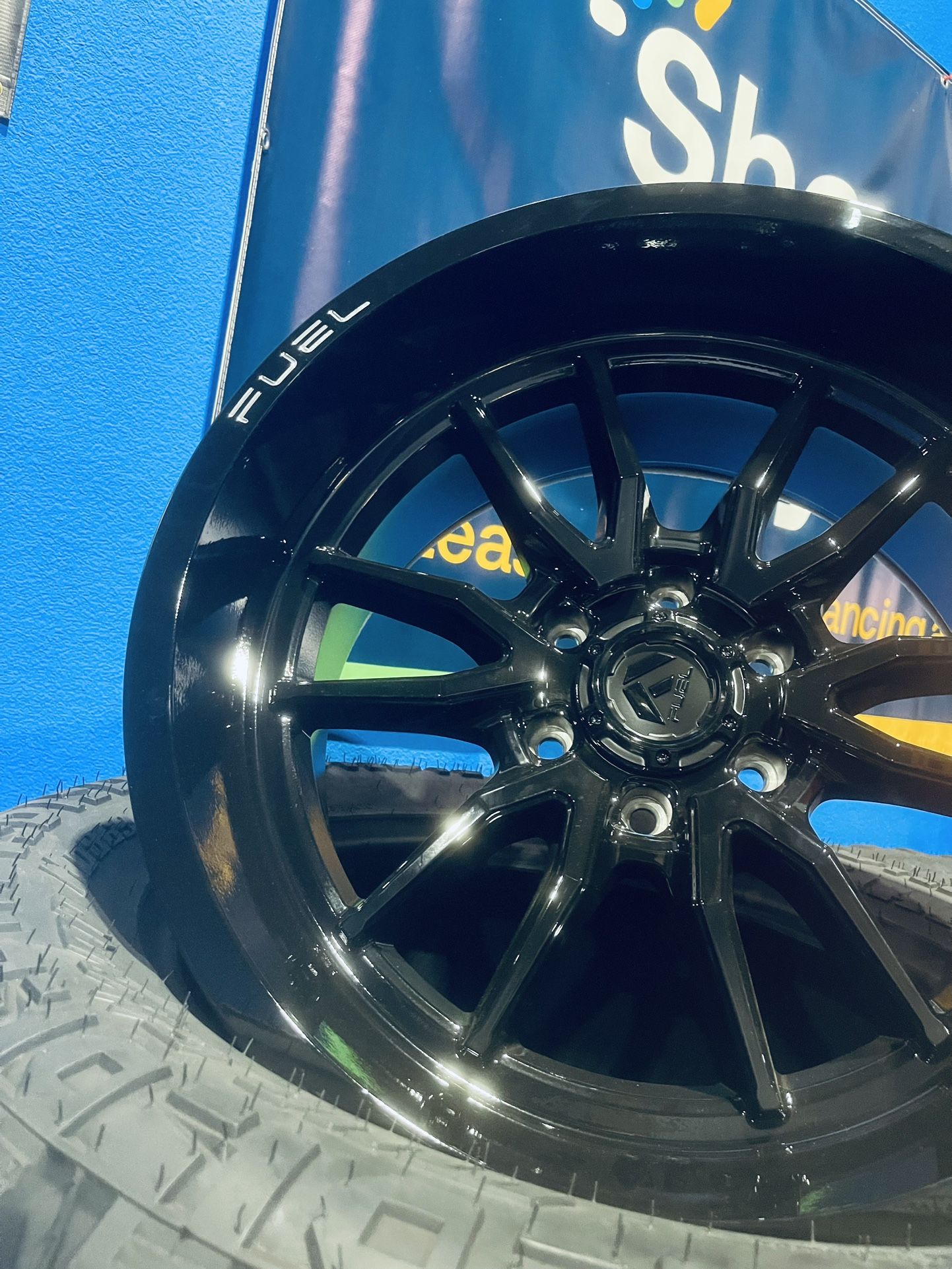 Super-Sale On FUEL 20x10 6x135 6x139.7 Wheels & 33x12.50-20 LT TIRES FOR 6 Lug Truck Suv (We finance)