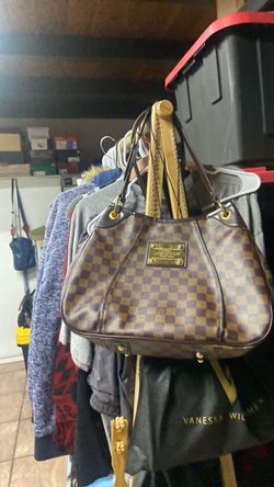 Bolsa usada buenas condiciones.   120 Dlls