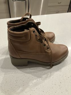 Brown Boots - Low Rise - Medium High Heel - Size 7