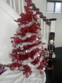Red Christmas Tree