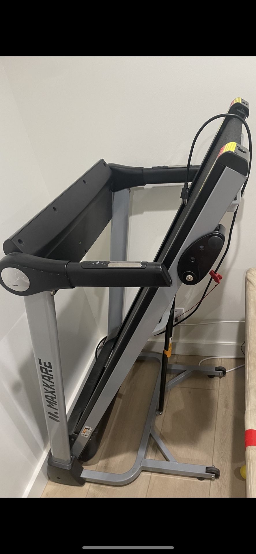 Maxkare Treadmill