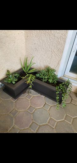 Corner Planter Box
