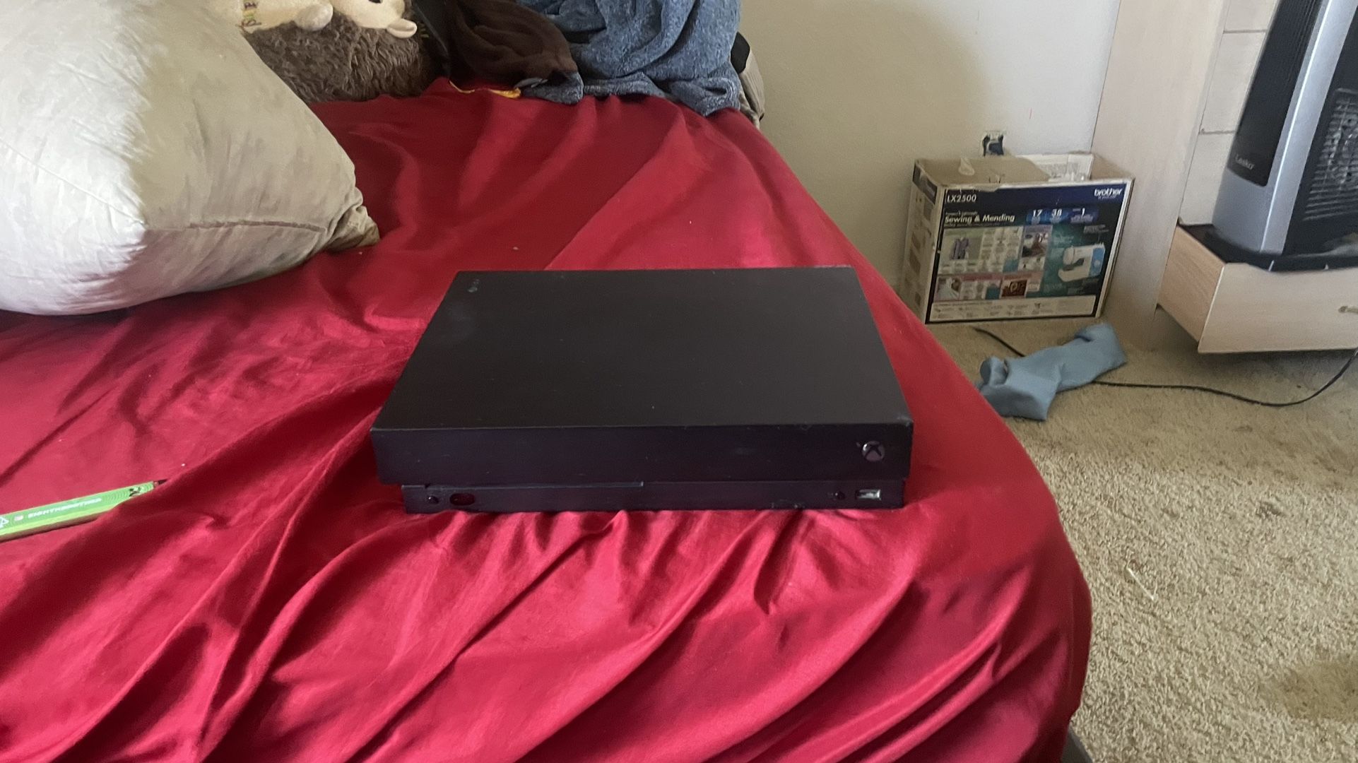 Xbox One X 1 TB
