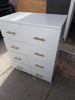 4-drawer dresser