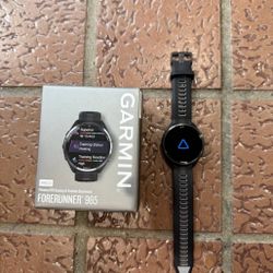 Garmin Forerunner 965.