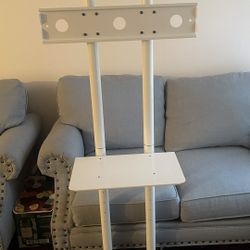 TV Stand With Wheels And Wheel Locks 