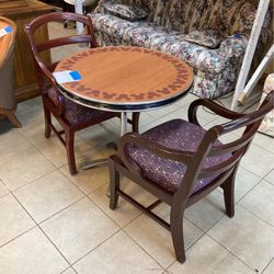 Micke Mouse Icon Head Table w/ 2 Chairs