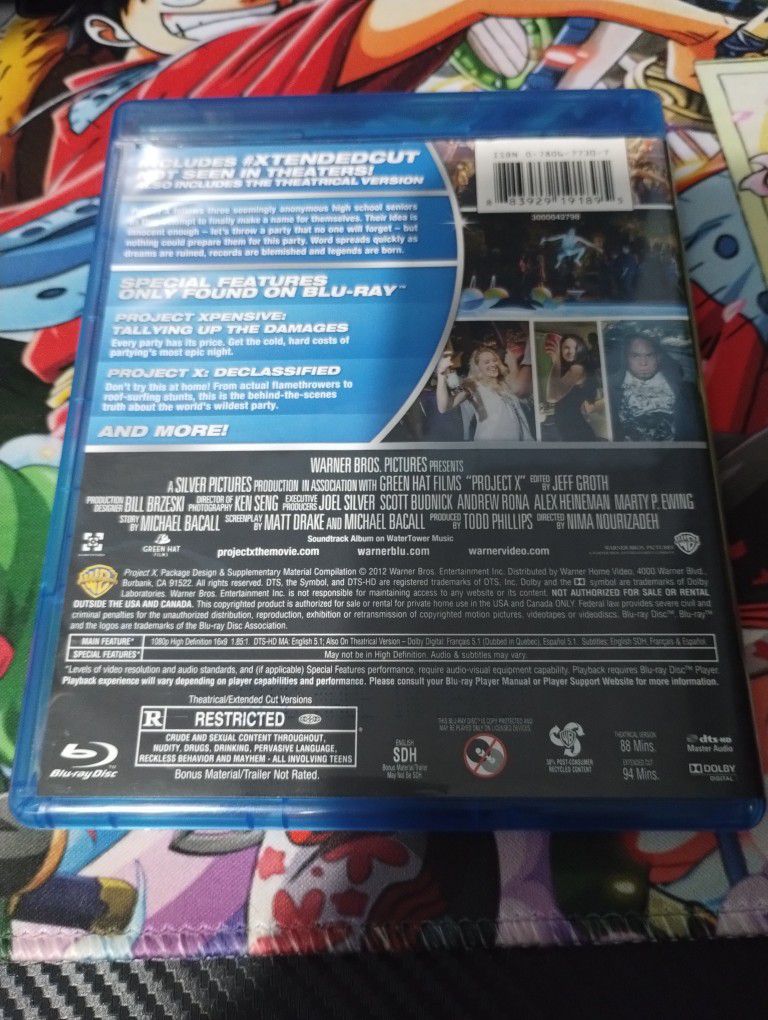 One Piece: Stampede Blu-ray (Blu-ray + DVD + Digital HD)