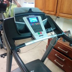 Nordic Track Treadmill T5.5