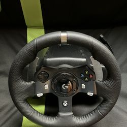 STEERING WHEELS & PEDALS 