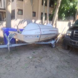 2 Aluminum Boats 