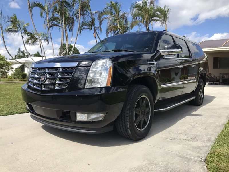 2007 CADILLAC ESCALADE CLEAN TITLE $2500 DOWN