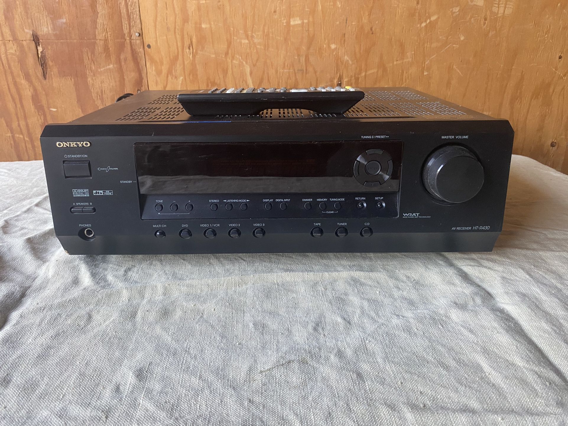 ONKYO DIGITAL AUDIO/VIDEO CONTROL CENTER AM/FM STEREO