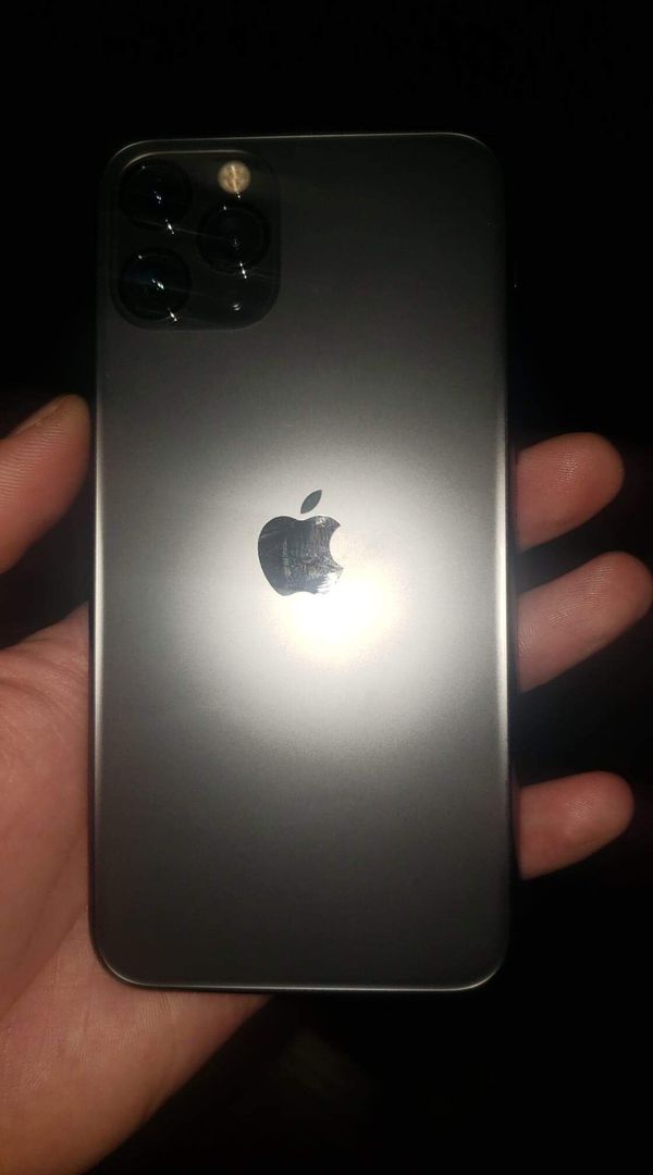 iPhone 11 Pro for Sale in Bakersfield, CA - OfferUp