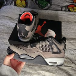 Jordan 4 Taupe Haze