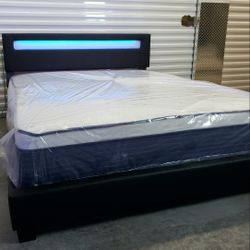 NEW QUEEN PILLOW TOP MATTRESS and BOX SPRING. Bed frame not included 👍