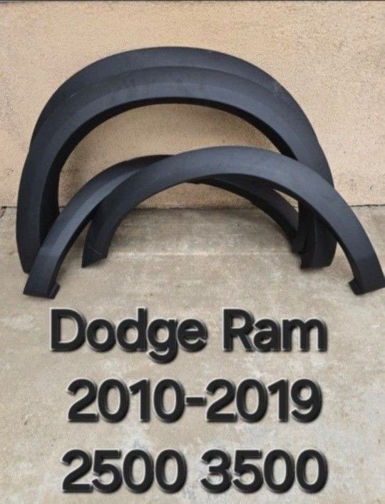 Dodge Ram 2010-2019 Fender Flares 2500