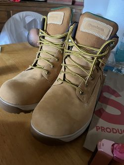 Mens Hiking Boots