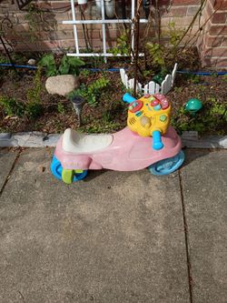 Kid's plastic motorcycle Play toy