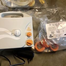 Breast Pump With Accessories 