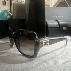 Fendi Sunglasses 